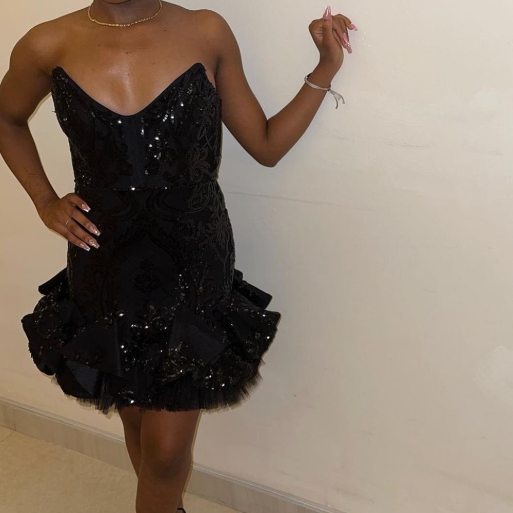 Black Sequin Sleeveless dress